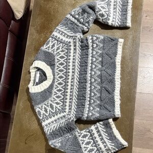 Lush Gray and White Patterned Sweatshirt